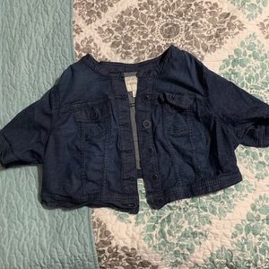 Crop denim jacket